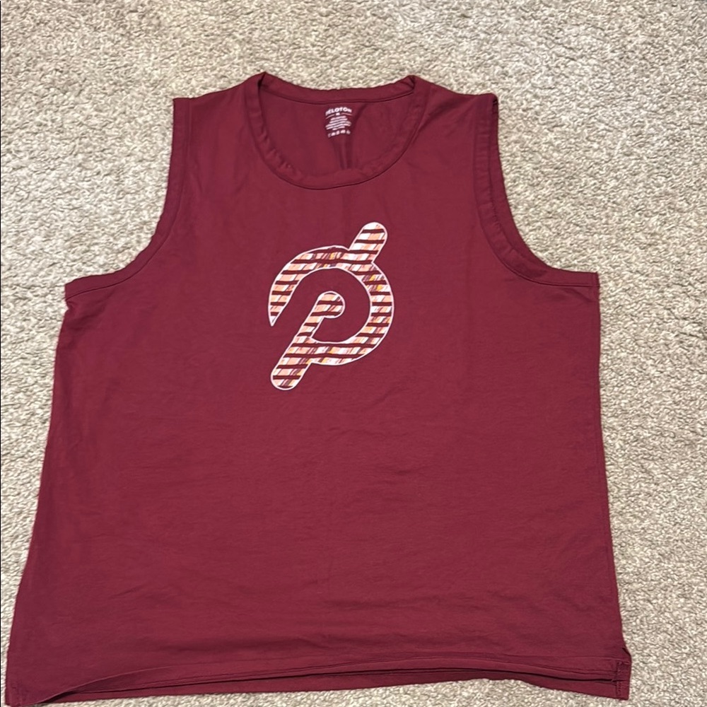 Peloton Red Sleeveless Top size XL